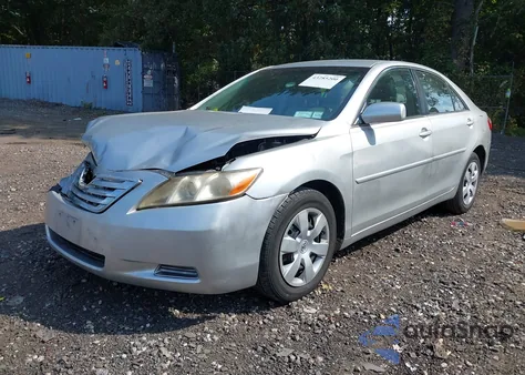 2009 Toyota Camry Le z USA, uszkodzony, nr VIN 4T4BE46K69R123495
